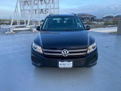 2016 Volkswagen Tiguan S