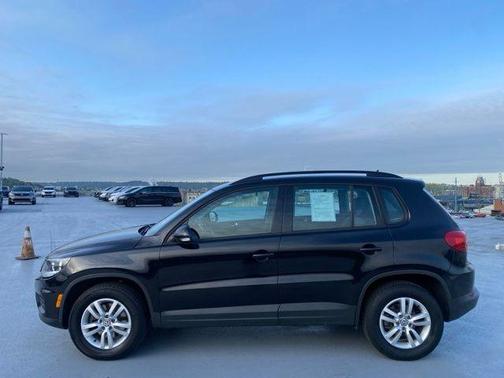 2016 Volkswagen Tiguan S