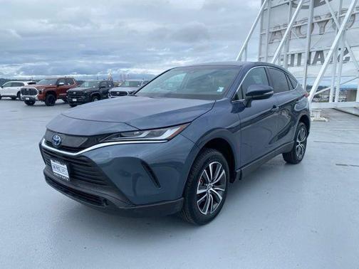 2024 Toyota Venza LE