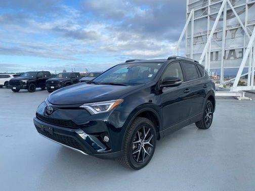2018 Toyota RAV4 SE