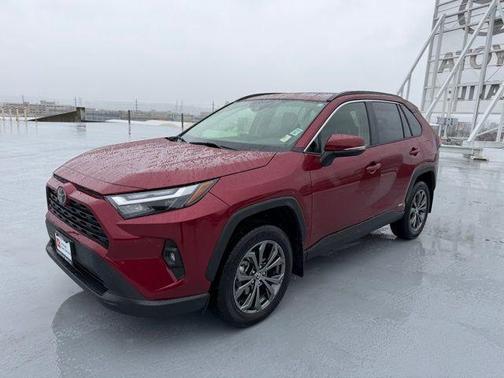 2025 Toyota RAV4 Hybrid XLE Premium