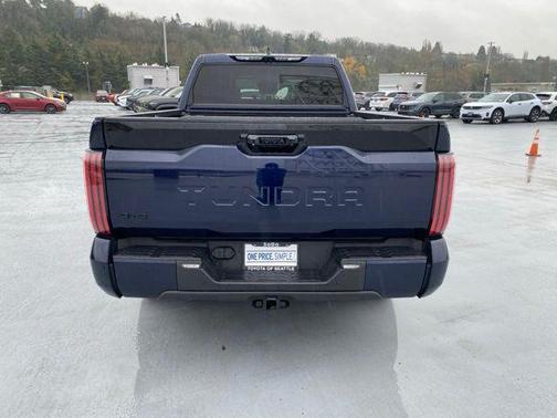 2022 Toyota Tundra Platinum