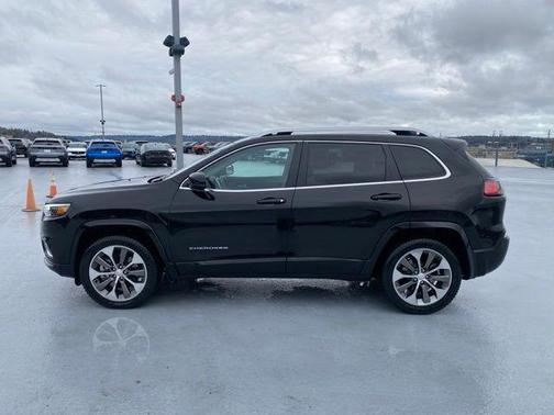2019 Jeep Cherokee Overland