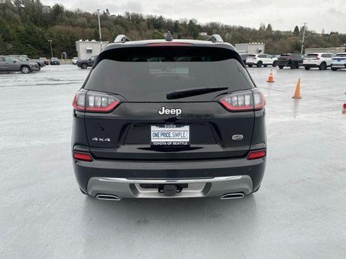 2019 Jeep Cherokee Overland