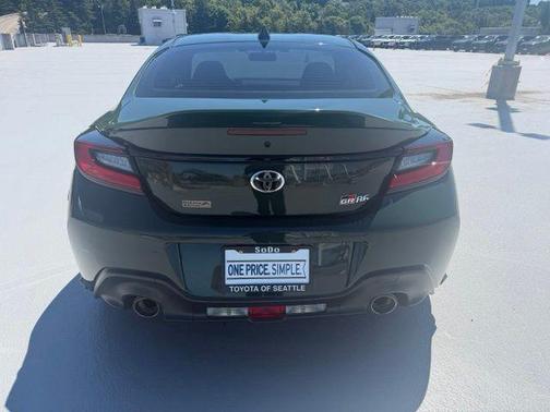 Green 2025 Toyota GR86 Hakone Edition