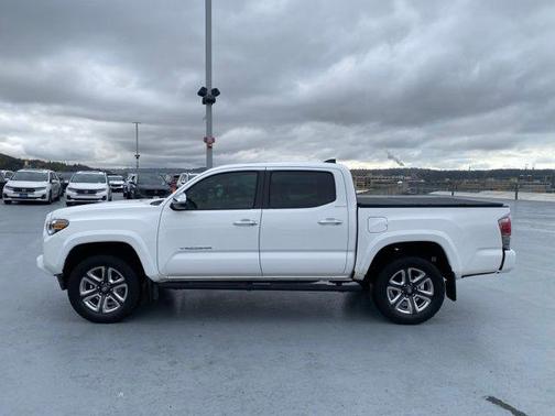 2017 Toyota Tacoma Limited