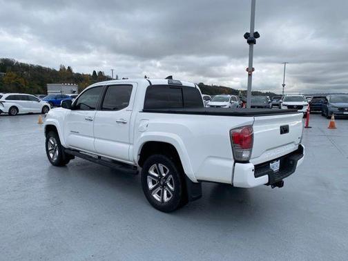 2017 Toyota Tacoma Limited