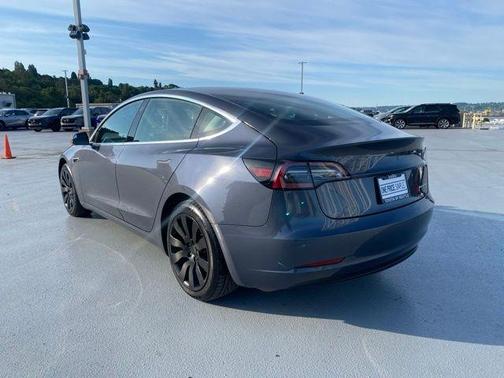 2020 Tesla Model 3 Long Range