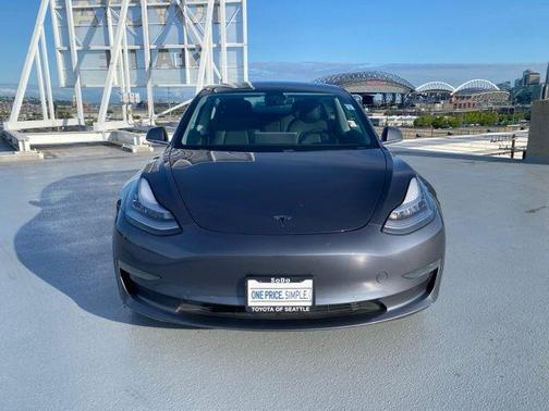 2020 Tesla Model 3 Long Range