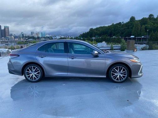 Predawn Gray Mica 2024 Toyota Camry XLE