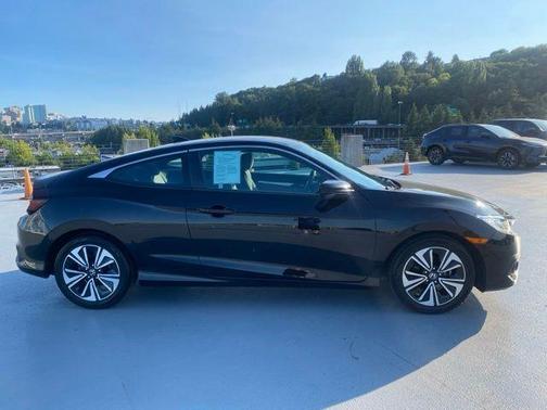 Crystal Black Pearl 2018 Honda Civic EX-T