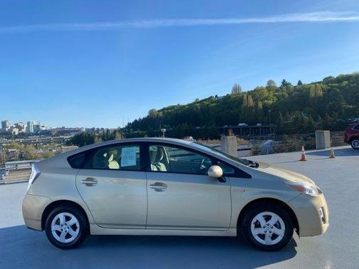 2011 Toyota Prius II