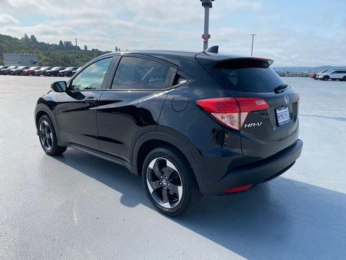 Crystal Black Pearl 2018 Honda HR-V EX