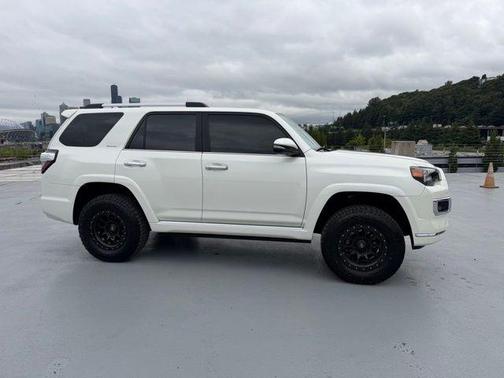 Blizzard Pearl 2021 Toyota 4Runner Limited