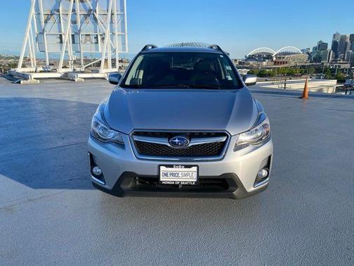 Ice Silver Metallic 2017 Subaru Crosstrek 2.0i Premium