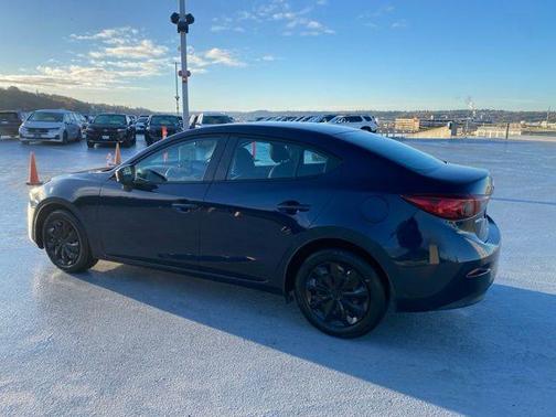 2017 Mazda Mazda3 Sport