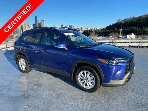 2024 Toyota Corolla Cross LE