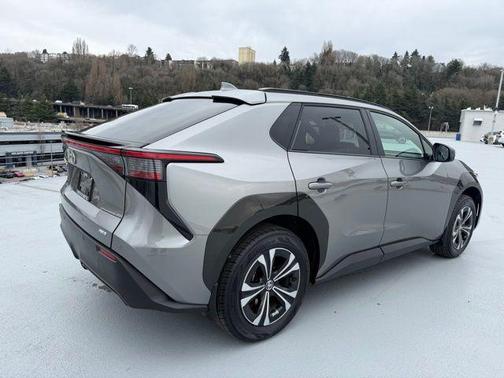 2023 Toyota bZ4X XLE