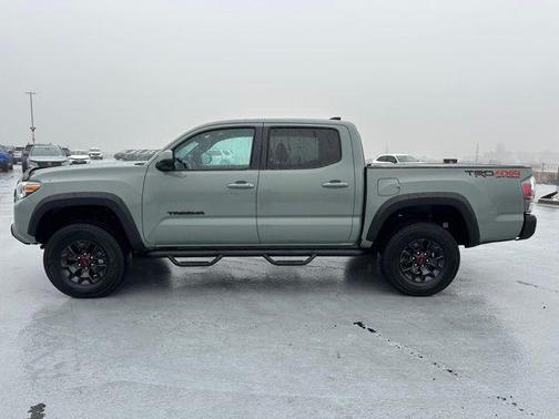 2022 Toyota Tacoma TRD Off Road
