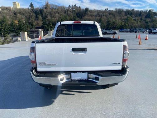2015 Toyota Tacoma Base
