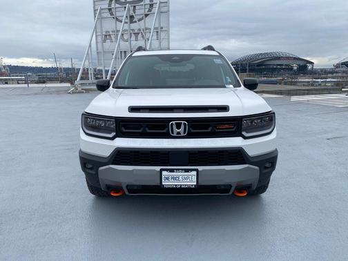 Platinum White Pearl 2026 Honda Passport TrailSport