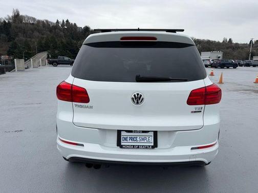 2016 Volkswagen Tiguan R-Line