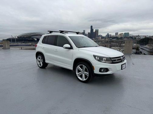 2016 Volkswagen Tiguan R-Line