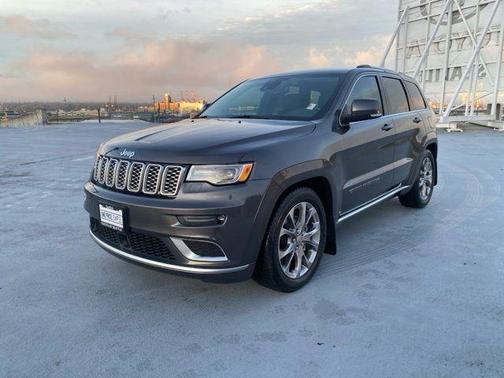 2020 Jeep Grand Cherokee Summit