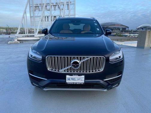 2019 Volvo XC90 T6 Inscription