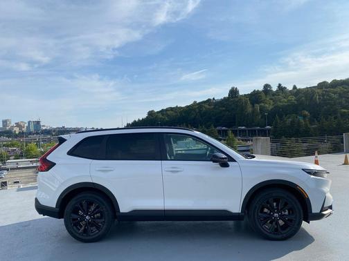 Platinum White Pearl 2026 Honda CR-V Hybrid Sport Touring