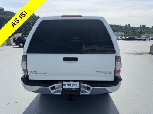 Super White 2014 Toyota Tacoma PreRunner