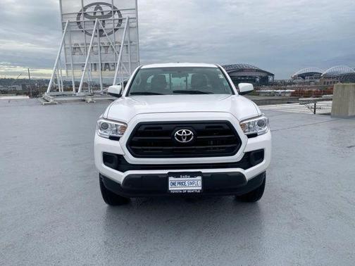 2017 Toyota Tacoma SR