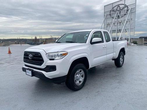 2017 Toyota Tacoma SR
