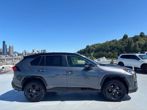 2021 Toyota RAV4 Hybrid XSE