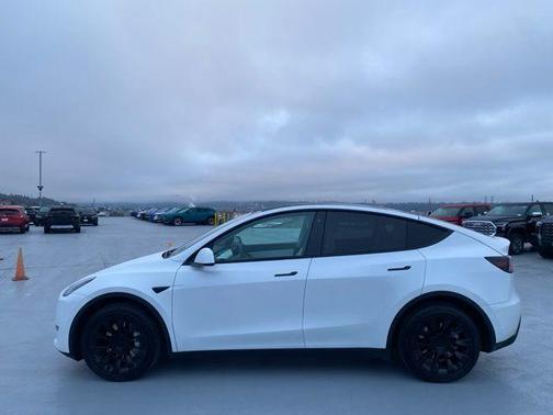 2020 Tesla Model Y Long Range