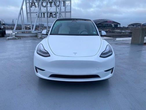2020 Tesla Model Y Long Range