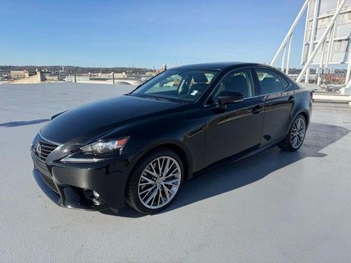 2016 Lexus IS 300 Base