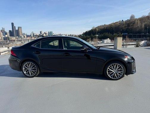 2016 Lexus IS 300 Base