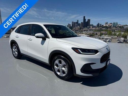 Platinum White Pearl 2024 Honda HR-V LX