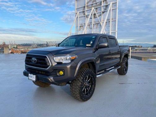 2020 Toyota Tacoma SR5