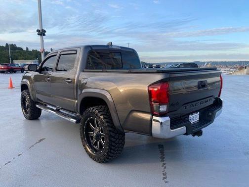 2020 Toyota Tacoma SR5