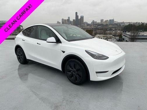 2025 Tesla Model Y Long Range