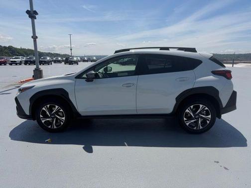 Crystal White Pearl 2024 Subaru Crosstrek Premium