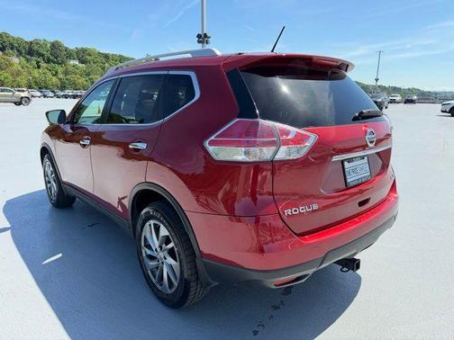 Cayenne Red 2015 Nissan Rogue SL