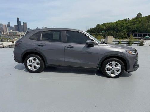 Modern Steel Metallic 2024 Honda HR-V LX