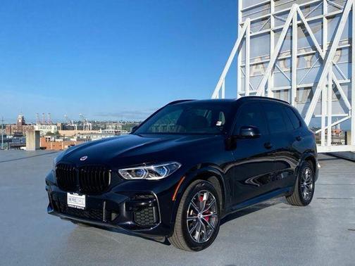 2023 BMW X5 M50i
