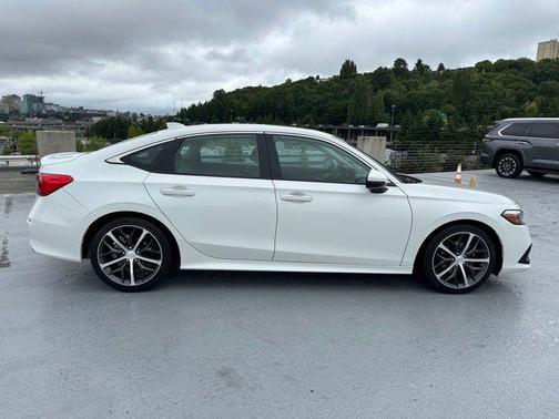 2022 Honda Civic Touring