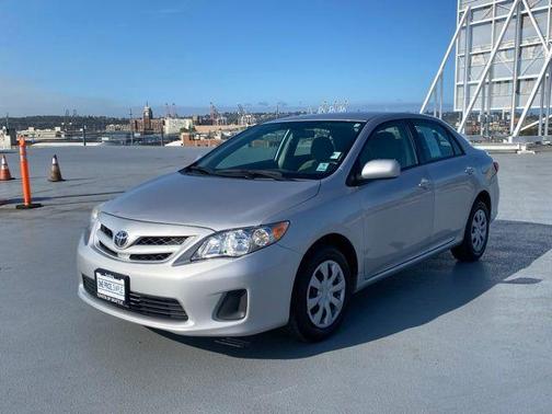 2011 Toyota Corolla LE