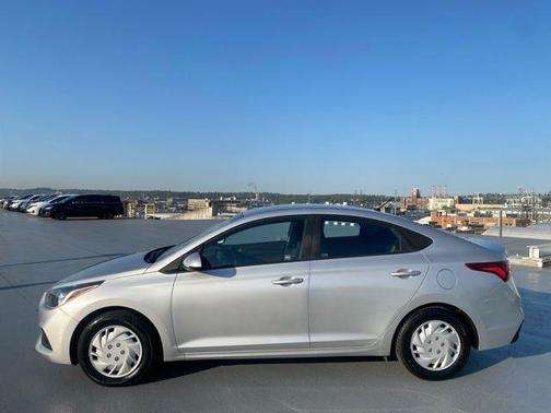 2019 Hyundai Accent SE