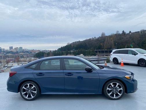 2025 Honda Civic Hybrid TOURING